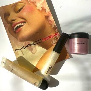 Vintage Mac Snowgirl ❄️ Collection